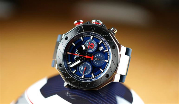 天梭机械表走时误差在多少秒（图）