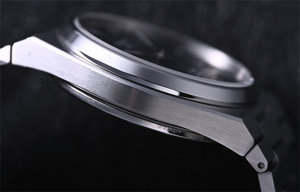 天梭表把怎样取下来(图) 天梭表把怎样取下来(图)